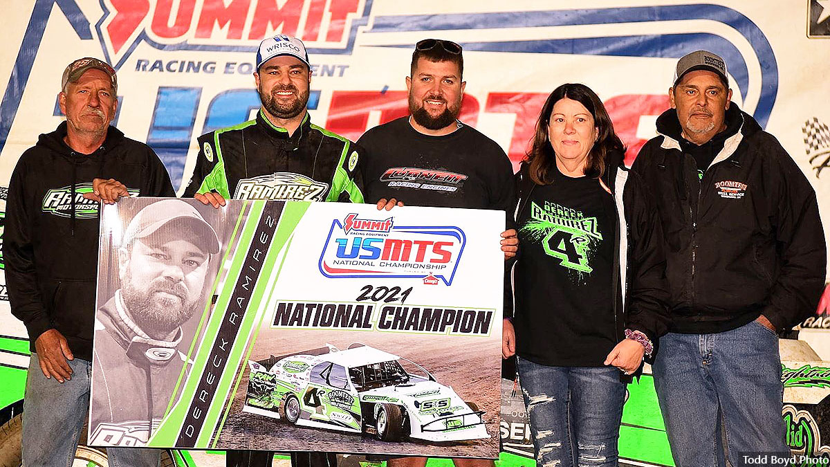 From left to right: Crew chief Johnny Overgaard, 2021 USMTS National Champion Dereck Ramirez, Crewmember Marco Costa, Becky Ramirez and Leon Ramirez.